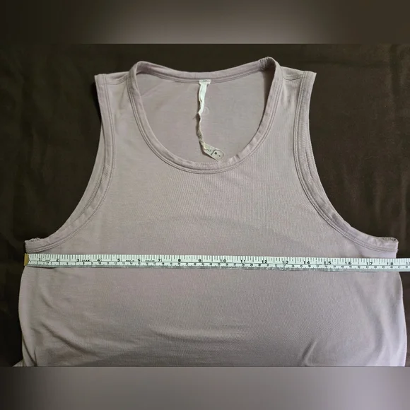 Lululemon Tank with side slits Size S - Picture 6 of 6
